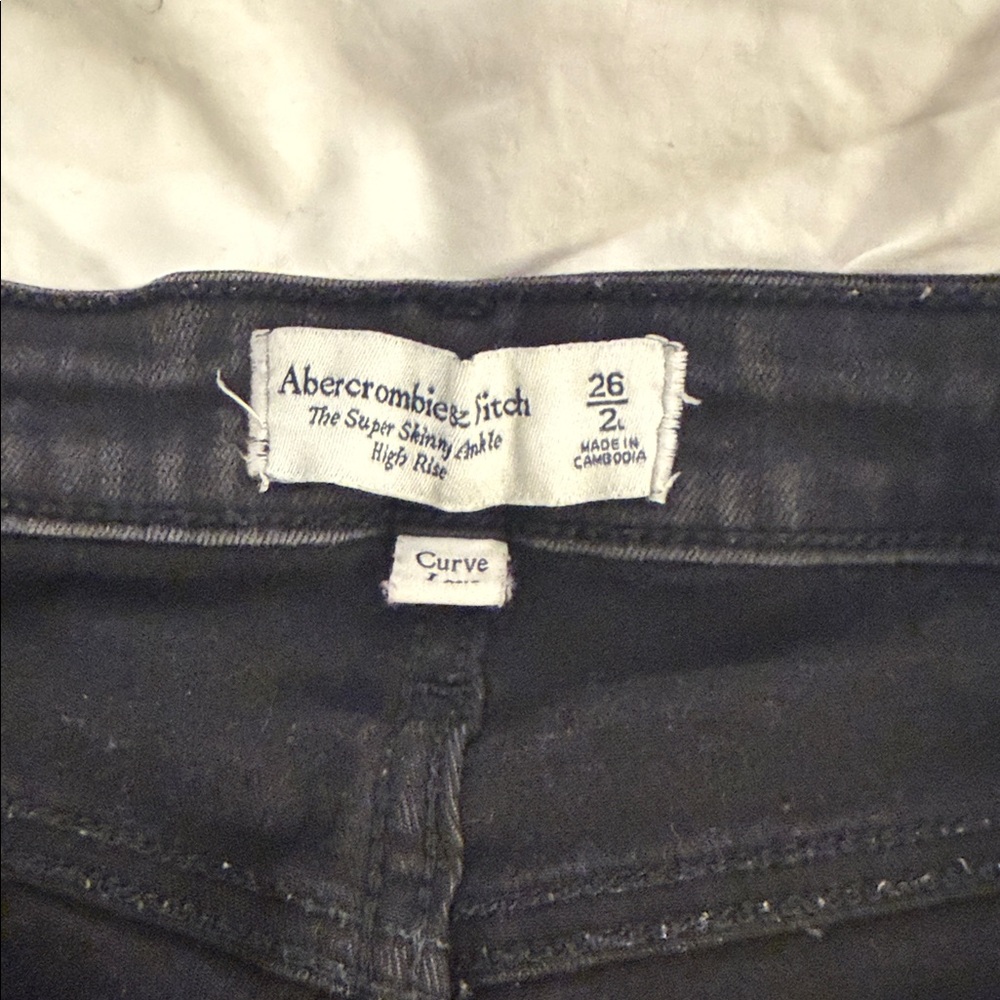 Abercrombie & Fitch Women's Black High Rise Jeans Curve